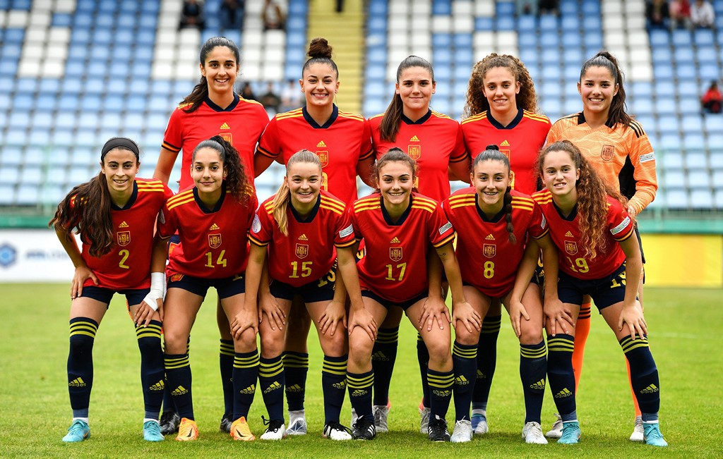 Crónica Campeonato de Europa sub-17 Femenino 2022(Fase de Grupos): España 4-0 Finlandia - Liga Autonómica Femenina, Liga Regional de Mallorca Primera Iberdrola, Primera Nacional Femenina, RETO Iberdrola, Selecciones -